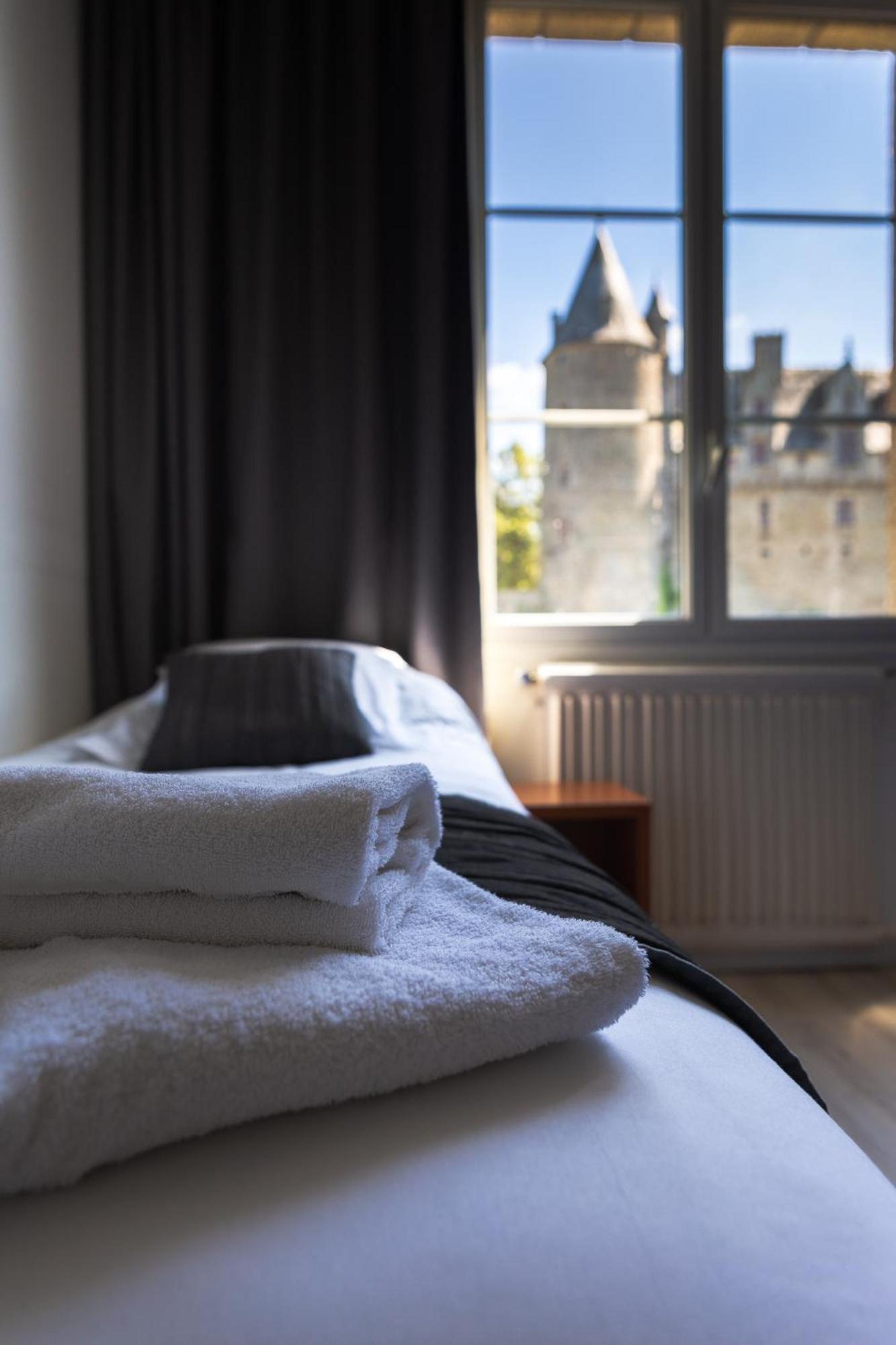 Hotel Restaurant Du Chateau Josselin Exteriér fotografie