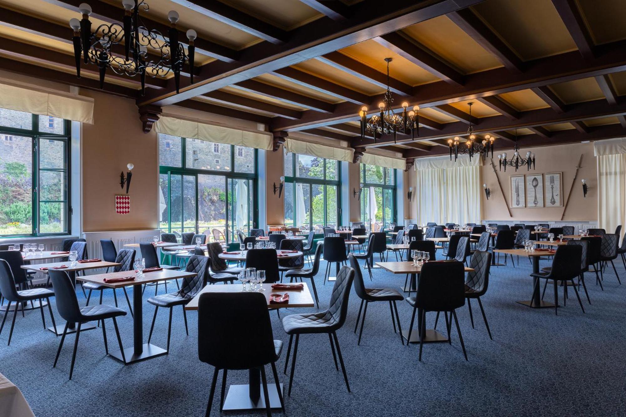 Hotel Restaurant Du Chateau Josselin Exteriér fotografie